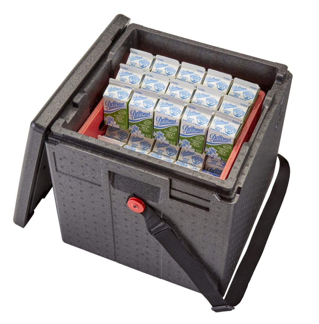 Cambro1's tweet image. ⚡️NEW PRODUCT⚡️ Easily Transport Cold Milk Cartons with the New #Cambro Milk Crate Box: camb.ro/2YBv3V3