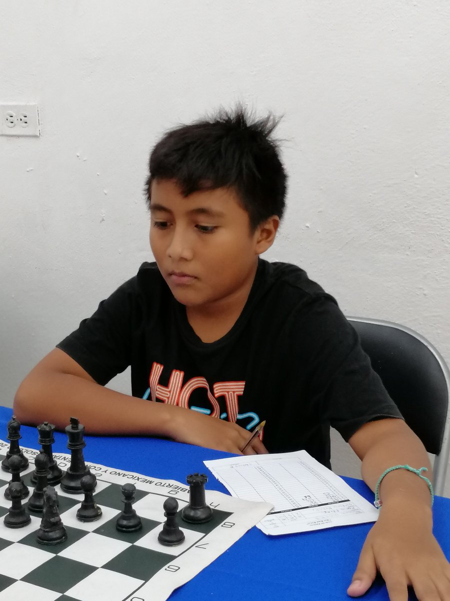 AjedrezAKP's tweet photo. Torneo Abierto de Ajedrez "HALACH UINIK III"
Ronda 1 https://t.co/uWTMfkKU8l