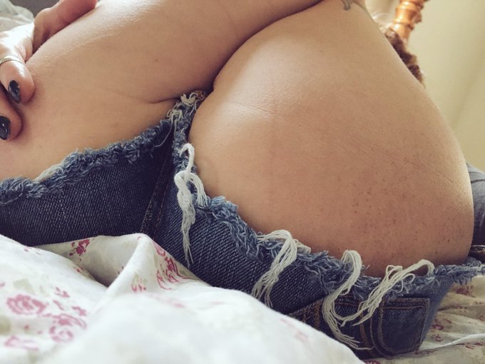 Need. Rough. Sex. https://t.co/sq59gOLbIz<a href="/tag/askingforafriend"class="tags"><span>#askingforafriend</span></a><a href="/tag/wwdd"class="tags"><span>#wwdd</span></a>