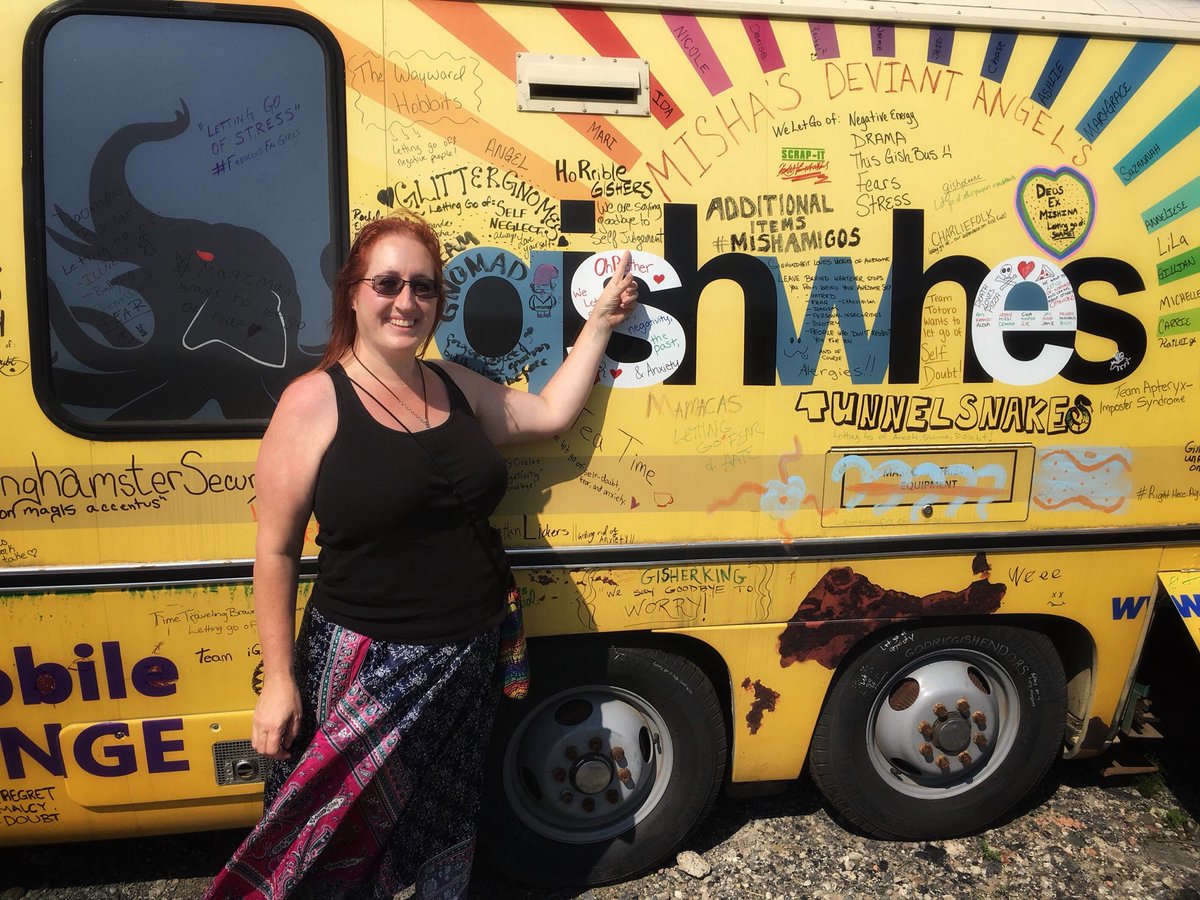 OilsFinder's tweet photo. @gishbus #gish #GoodybyeGISHBUS we are saying goodbye to self judgement! https://t.co/r4z8PccD7U