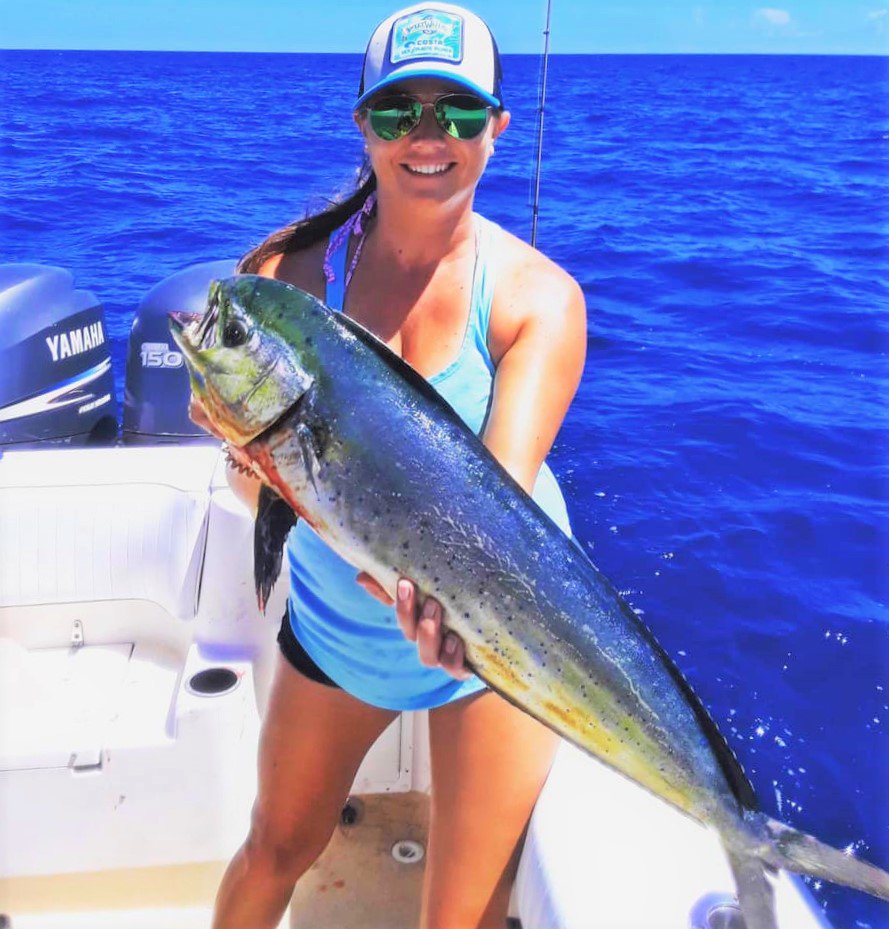 _Darcizzle_'s tweet photo. RETWEET for Michaela if you support women that fish! Congrats girl on your FIRST mahi mahi. That is a MONSTER in the gulf...did you know there is not even a size limit in FL Gulf waters for these? Crazy. Thanks for sharing Michaela. 👧❤️🎣 https://t.co/glFoLCTlvP