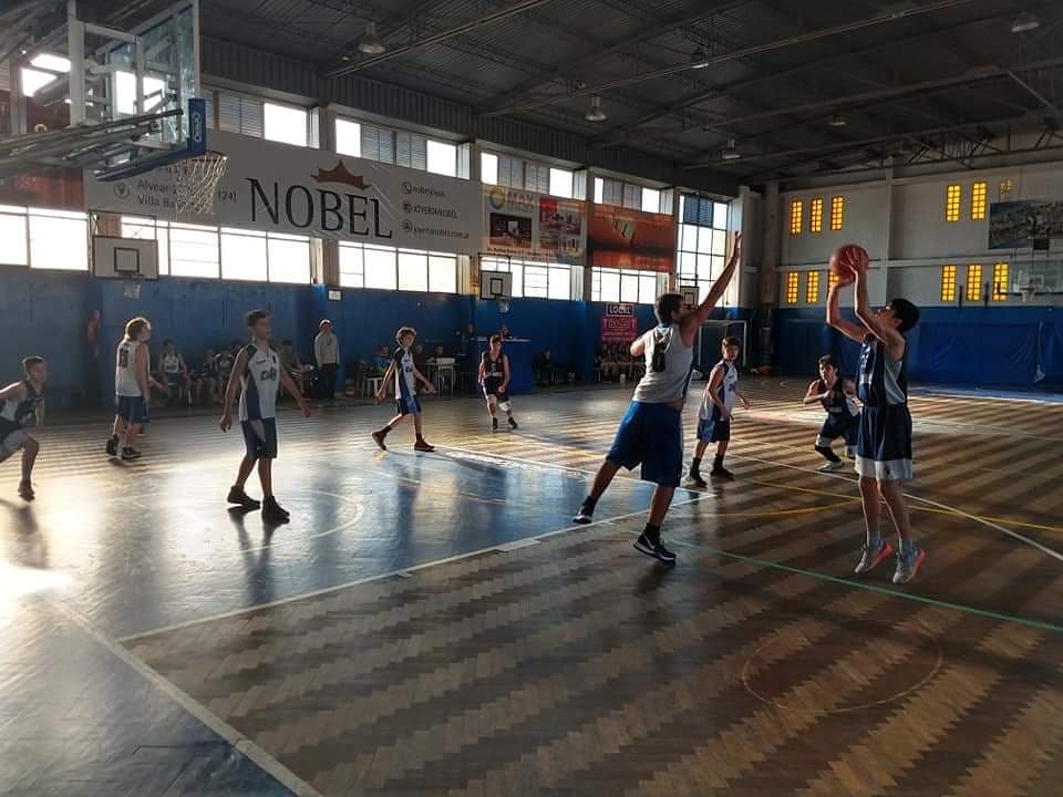 EMPEZÓ EL TORNEO CIUDAD DE SAN MARTÍN
Con el arribo de las delegaciones que participarán de la segunda edición del torneo de U15 se dió inicio a la competencia que se extenderá hasta el domingo.  Las Heras y Ciudad de Buenos Aires abrieron la jornada.