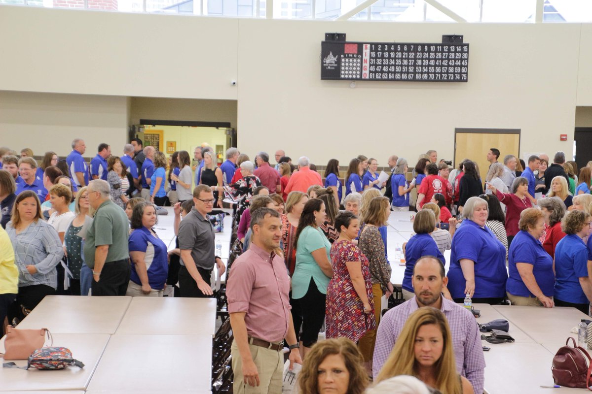 evdiocatholicsc's tweet photo. Thanks to all the Catholic educators who attended the Back to School Gathering and Mass. Over 500 Catholic educators are excited to start school!
@messageonline @NCEATALK #BackToSchool2019 https://t.co/F2lL7sVl7W