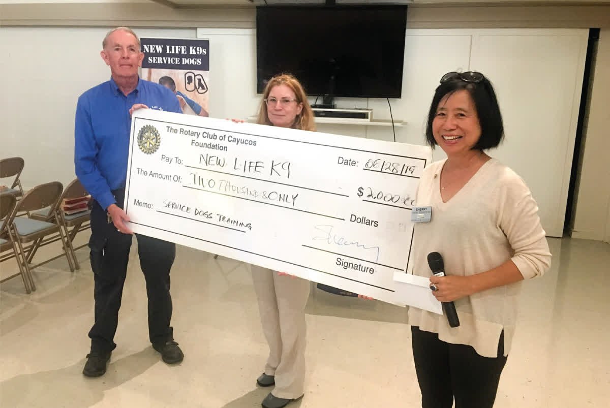 NewLifeK9s's tweet photo. Thank you @CayucosRotary! We greatly appreciate your donation and support for the mission, to educate service dogs for #Veterans and #FirstResponders. Hercules and Eddie loved meeting everyone! https://t.co/DCmFuuXXeA