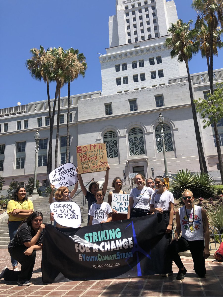 ClimateSp's tweet photo. It’s hot today, summertime, so I’m not striking from school but I’m having to strike from fun because our government still has not acted enough for climate change. @ClimateStrikeCA @ClimateStrikeLA @GretaThunberg @Earth_Uprising #FridaysForFuture https://t.co/mUjDFDtvib