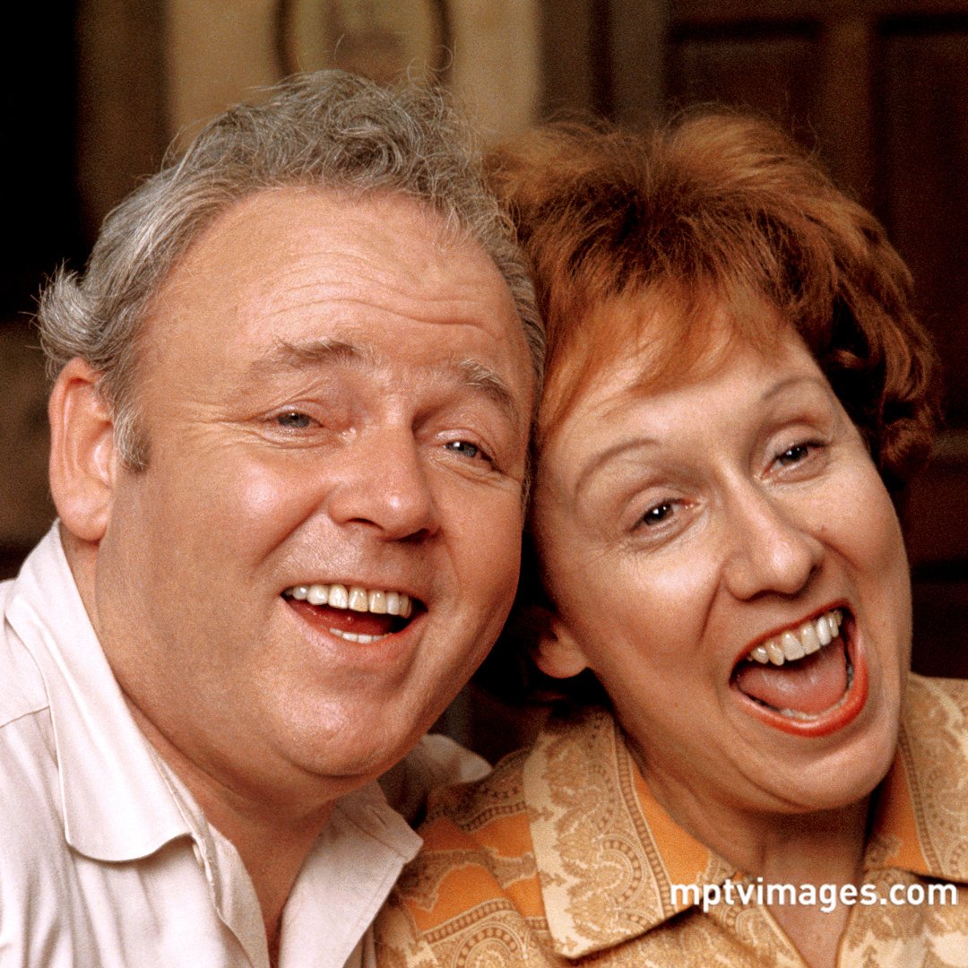 mptvimages's tweet image. Those were the days 🎶

Happy Birthday #CarrollOConnor. The actor was born August 2, 1924 in NYC. He would have turned 95 today.

O’Connor with Jean Stapleton in #AllintheFamily in 1971.

What’s your favorite role of his? 🤔

#archiebunker