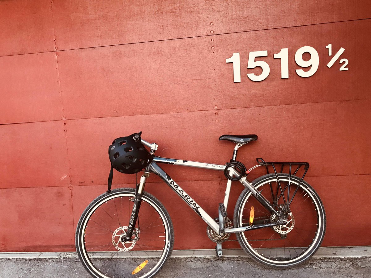 AnchorageMuseum's tweet photo. FIRST FRIDAY BIKE VALET
5 to 8:30 p.m. August 2
Free valet parking for bikes behind the SEED Lab building at 109 W 6th (across from the museum). A collaboration with Bike Anchorage.
#anchoragemuseum #seedlabanchorage https://t.co/xf09rbjUpg