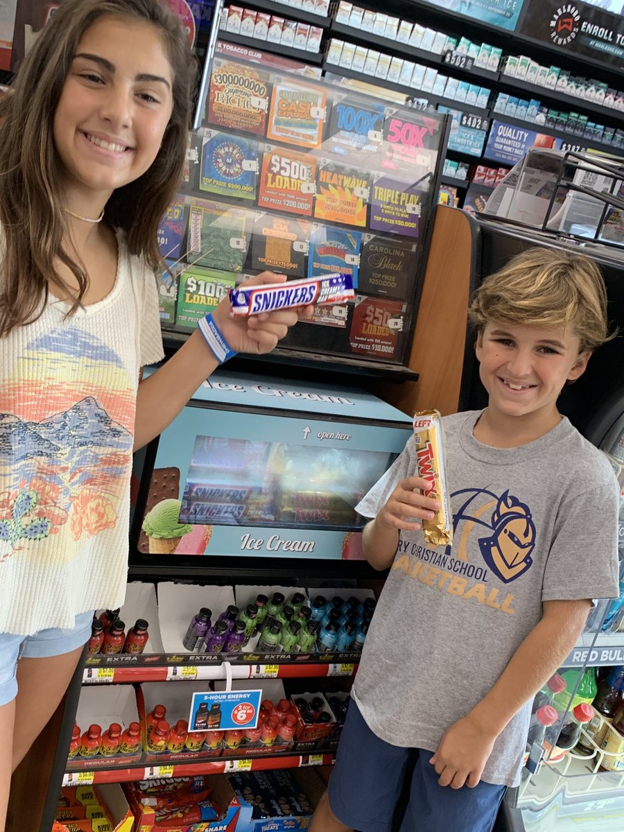Ice cream at the register! Thanks <a href="/Phononic_Inc/">Phononic</a>  and <a href="/CircleKStores/">Circle K Stores</a> #icecream19