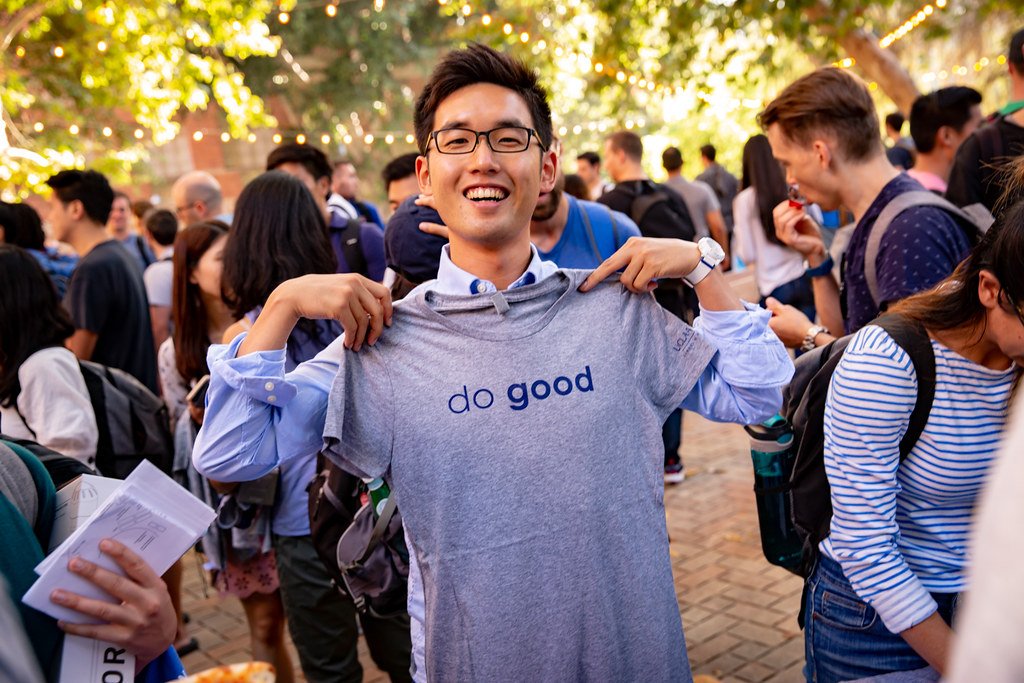 uclaanderson's tweet image. Here's to a great weekend and a wonderful journey from your friends and colleagues out West. 
May memories abound and the lessons learned guide you through your career! #WhyMBA