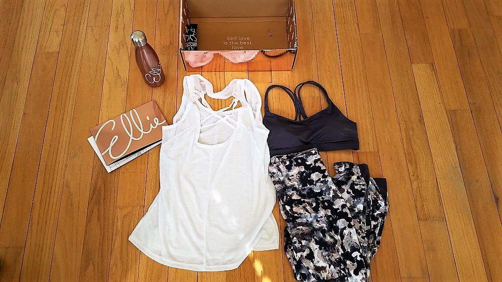 deludedramblin's tweet photo. Should you subscribe to Ellie? Here's my review of this monthly activewear subscription box. (HINT: Yes, yes you should). #ellie #elliesubscription #workoutgear https://t.co/XF23UQJQHP https://t.co/4xagm2ELr4