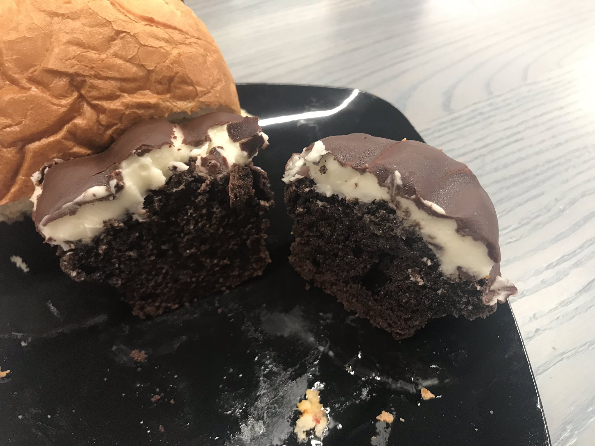 Pride Of Detroit Bumpy Cake Cupcakes Courtesy Of The New Wahlburgers At Ford Field