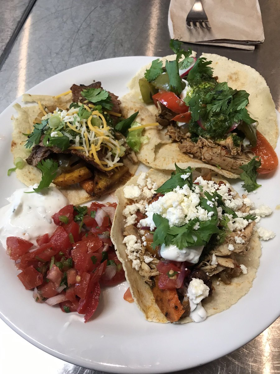 SHIFTcomm's tweet photo. Whatcha TACO-bout, Willis??? ๐คจ๐ฎWe had a specTACOlar time at our annual summer outing making homemade tortillas and delicious tacos with Chef Joe! The perfect way to say thank you to all of our hard-working team members at #SHIFTSanFrancisco โค๏ธ#OwnYourSHIFT https://t.co/MXbHCpJMZo