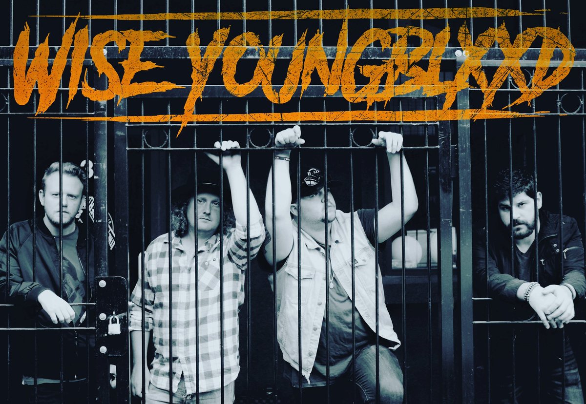 Break into the weekend with our updated #spotifplaylist!! 🤘🍻👇

open.spotify.com/user/22rmwgtmc…

#weekend #Friyay #FridayFeeling #Spotify #playlist #NowPlaying