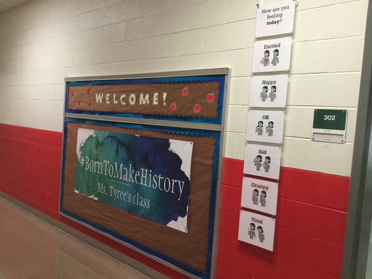 Having a bulletin board up makes #backtoschool seem so much realer. #borntomakehistory