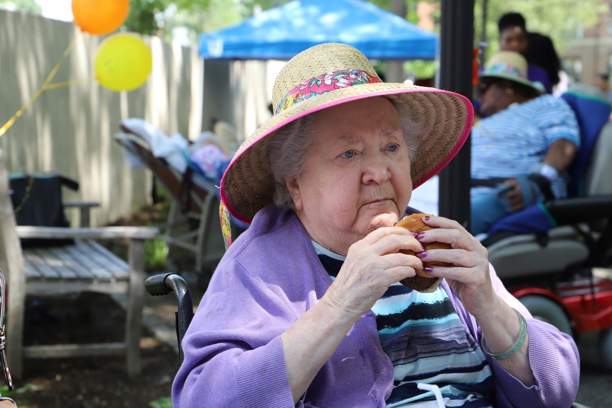 Hudson Pointe Rehabilitation & Nursing Center tweet media