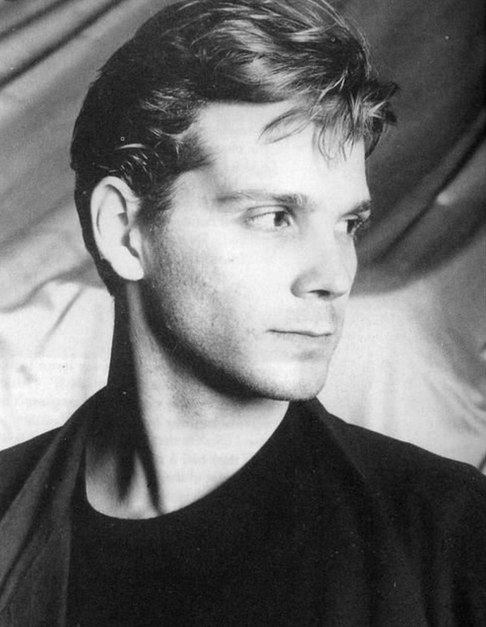 August 2 1961...happy birthday to this great drummer Pete de Freitas...forever missed,never forgotten...   