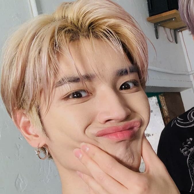 черри бом чы шо on Twitter: "не знаю как вы, но я всегда тэён…