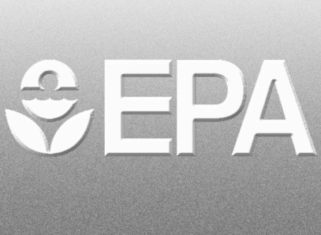 TruckLogics's tweet photo. RT @Land_Line_Mag: .@EPA audit says agency’s glider testing complied with standard practices
https://t.co/bGFYajSvN2
By @SchremLandLine
#Trucking #GliderKits #BigRigs #CleanAirAct https://t.co/QRhYla9BLs