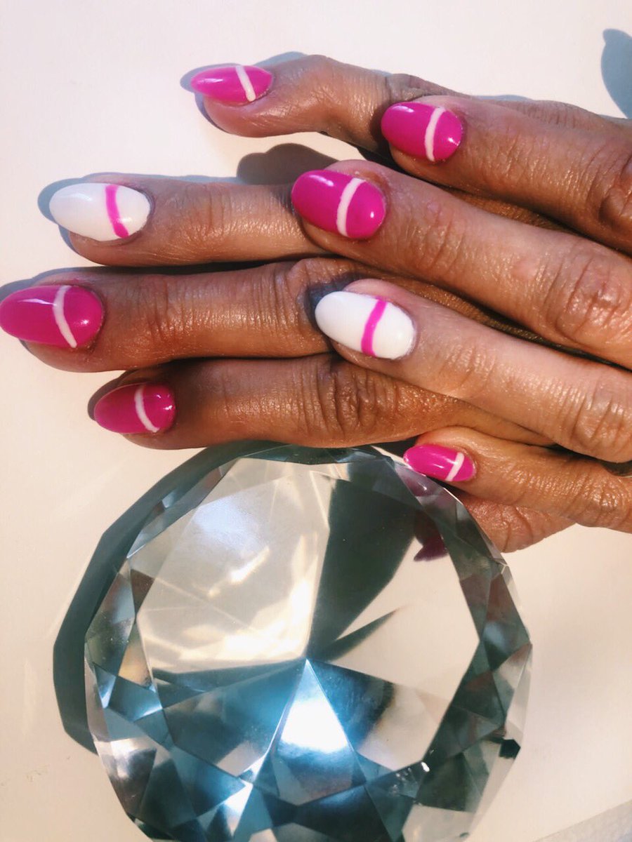 KnailCare's tweet photo. A little pink never hurt anyone 💖 Book your nail appointment today at https://t.co/y4FrYZiaJx ✨ https://t.co/WmECRGTYP0