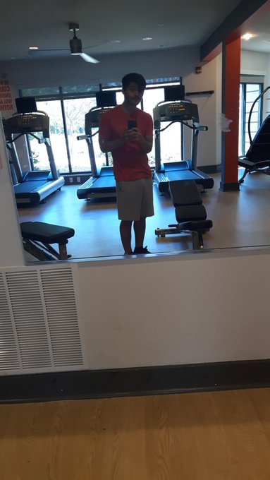 Trying to make my self cute for my viewers 🙃 pain is beauty, beauty is pain, both are my kinks https://t