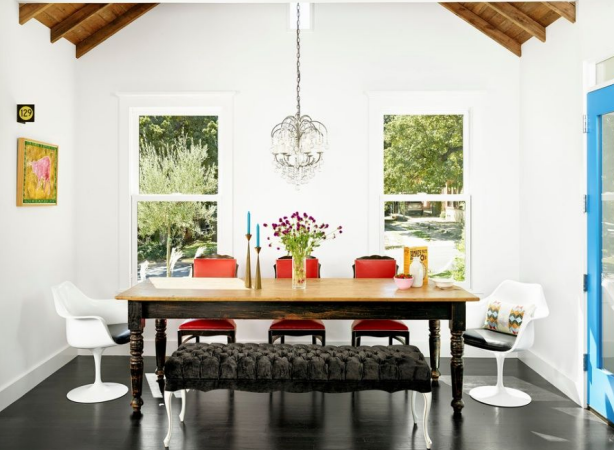 XOIYOideas's tweet photo. Comedor con decoración de interiores estilo ecléctico con mobiliarios de estilos clásico, y moderno.
#decoración #interior #comedores #interiorismo
Vía #austinarchitect https://t.co/Q5jp1MmH5w