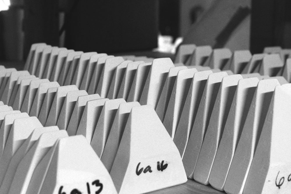 thebrightangle's tweet image. Did you play with Legos as a kid? We're playing with them as adults. Check out our blog for more!😋⁠
soo.nr/jWC9

#legokit #slipcasting #plastermold #porcelaindesign #processporn #wip #porcelainpottery #potteryprocess