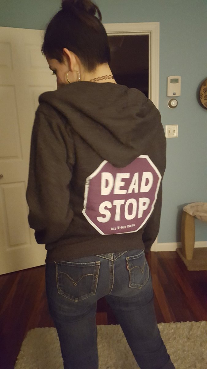 emilythesmelly's tweet photo. Wore my new @heyriddleriddle hoodie today and taught my parents how to dab on our haters' graves fortnite at work and honestly? Don't regret it.
#widdlewear #keifinitreal #deadstop https://t.co/qTI2iRUZOo