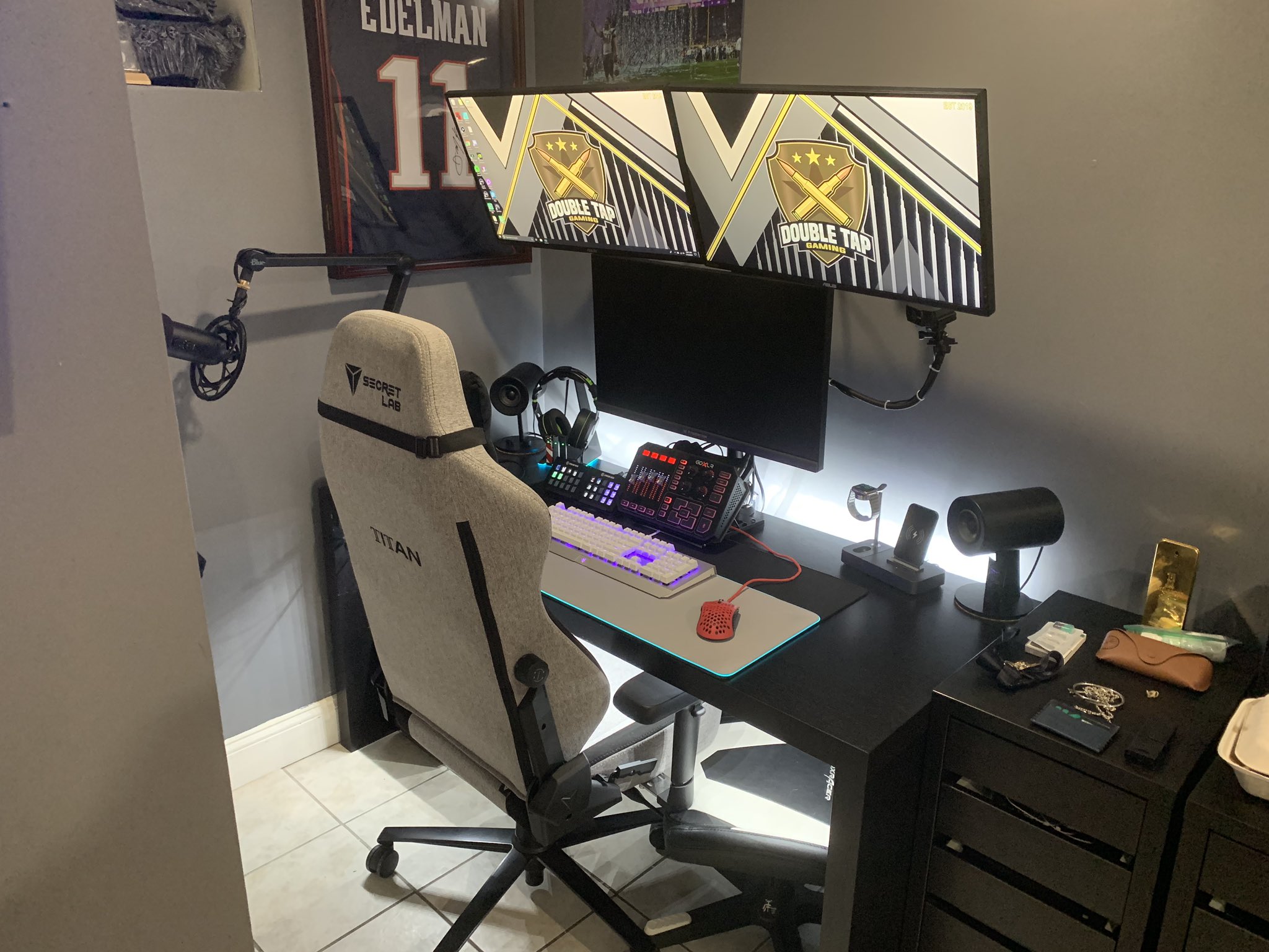 Dtragickkz Any Recommendations For Stream Upgrades Already Ordered A Shure Sm7b Mic Jamescrowder Tylerteep Dtragickkz Any Recommendations For Stream Upgrades Already Ordered A Shure Sm7b Mic Jamescrowder Tylerteep