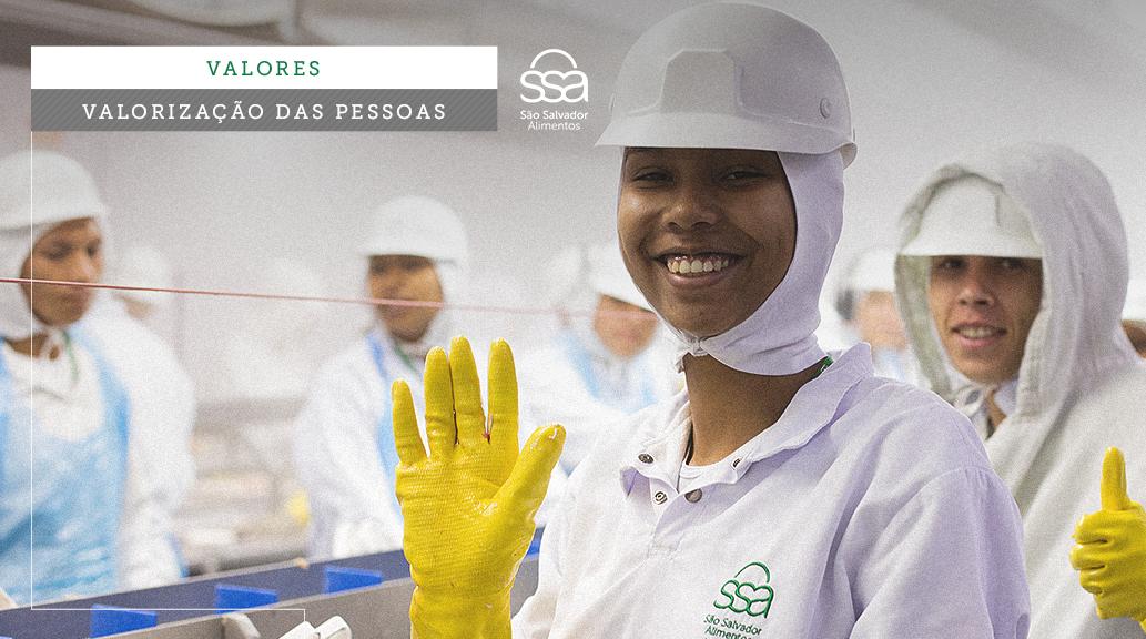 ssa_brasil's tweet photo. Por acreditar que o ser humano é o maior patrimônio da empresa, a SSA possui uma cultura de valorizar o fator humano, sempre investindo no crescimento e na qualidade de vida de seus colaboradores.
#SSA #Valores https://t.co/aR8J73IM0R