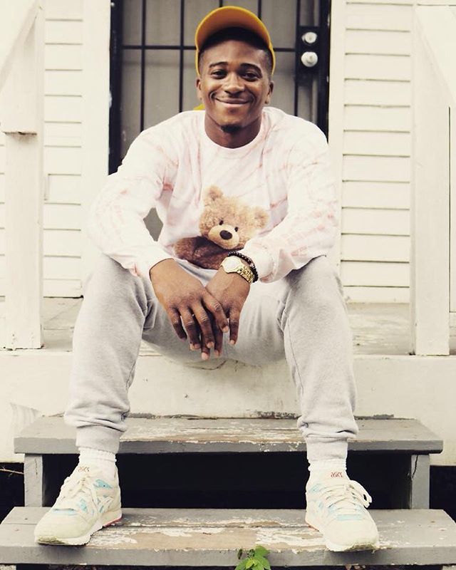royoraps's tweet photo. Happiness is a decision. #ThrowbackThursday
.
.
.
#music #hiphop #smile #houston #3rdward #foolie https://t.co/5YfU4AzEaM https://t.co/7o4cGhf2Lk