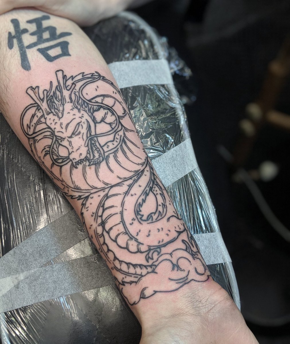 BAILEYDRAWS's tweet photo. Shenron for Dylan. 🐉🐉🐉🐉
Thanks man!! https://t.co/5npXlLn00y