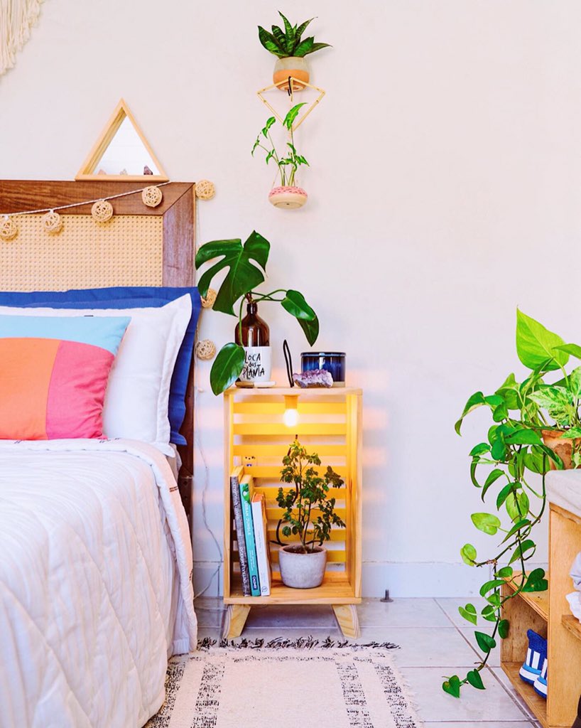 diycore's tweet image. Vem aprender a fazer uma Mesinha Lateral + Luminária gastando apenas R$30,00 💛
youtu.be/87ZO_BKPrnA