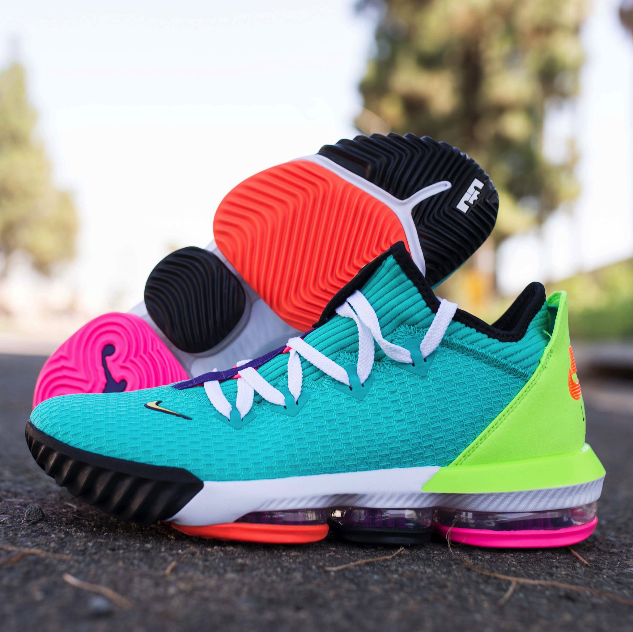 Nike lebron hyper jade hot sale