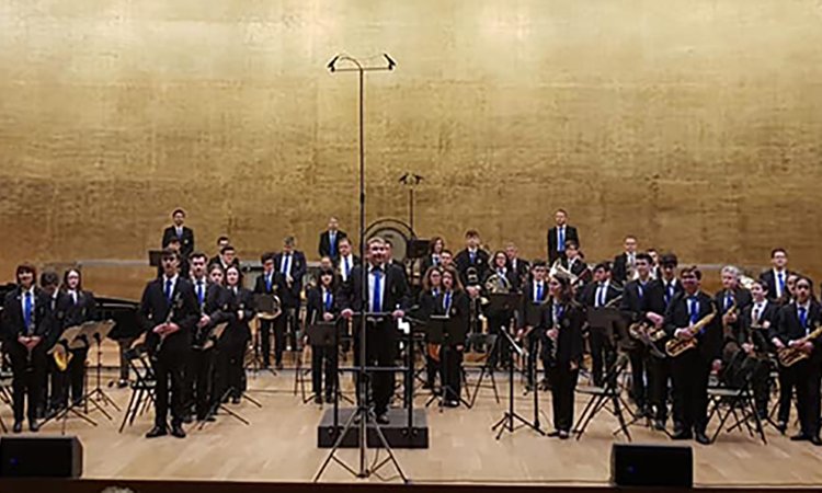 NUESTRASBANDAS's tweet photo. La Agrupación Musical Montesinos, Alicante, participa en el Certamen de Bandas de Aranda de Duero

https://t.co/mrDKXxCj3I

#NBM #NBM30Aniversario #NuestrasBandasdeMúsica #concierto #música #banda #orquesta #Estudiodegrabación #sellodiscográfico #radio #productoratv https://t.co/W4bexoPpYC