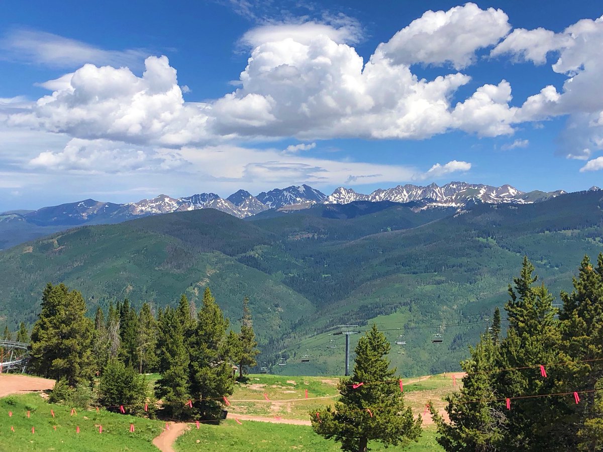 ouumc's tweet photo. The mountains have a special way of connecting us with our creator! Have you been to the mountains recently? Post your best picture with the hashtag #encountercreation so we can live vicariously through it! https://t.co/8OLwLqu6B0