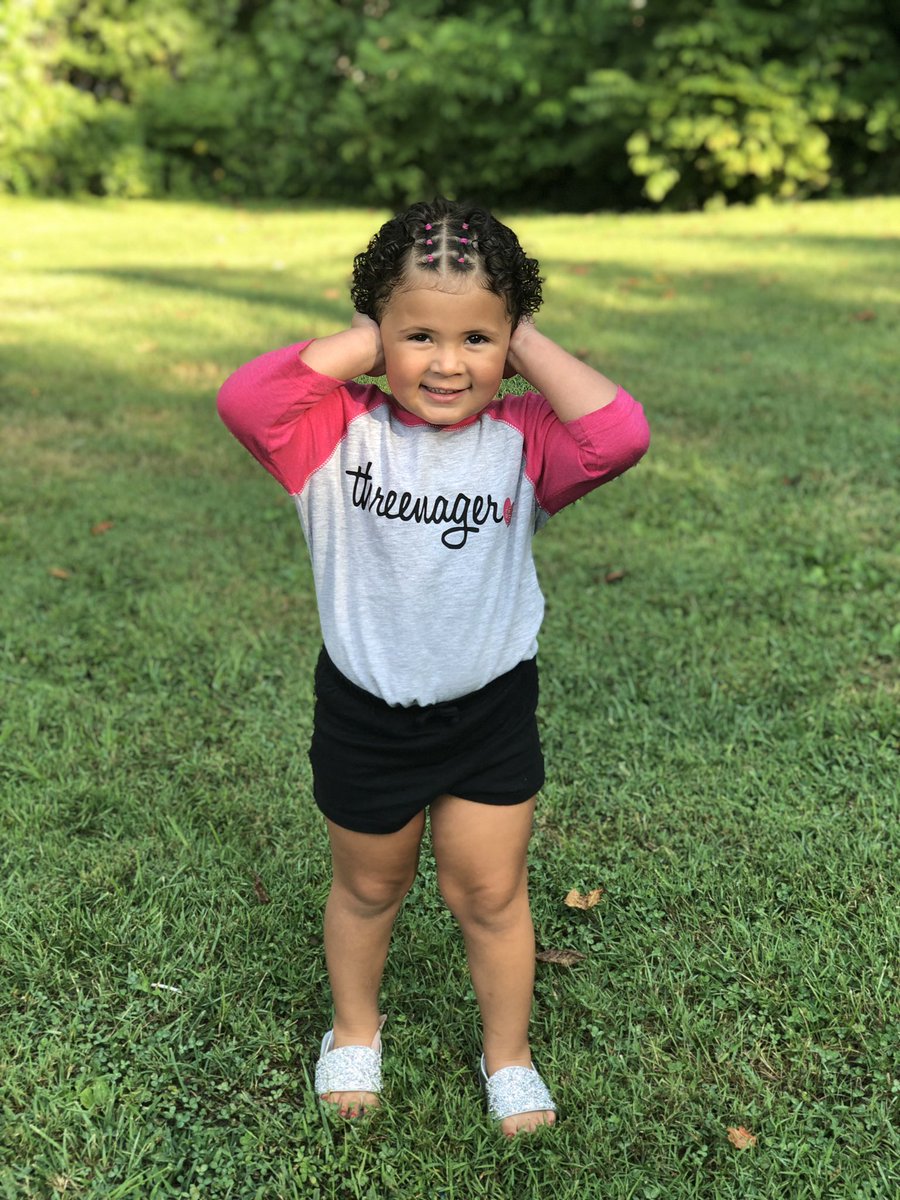 mackenzieelyons's tweet photo. my baby girl isn’t such a baby anymore ☹️ #3rdbday https://t.co/HboTkUjkb2