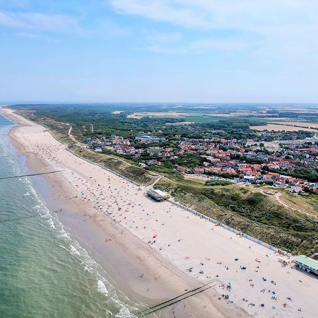 MIJRS's tweet photo. #Summer at the #beach of #Domburg
.
. https://t.co/HWenovaXw0 https://t.co/3bvLSC36vb