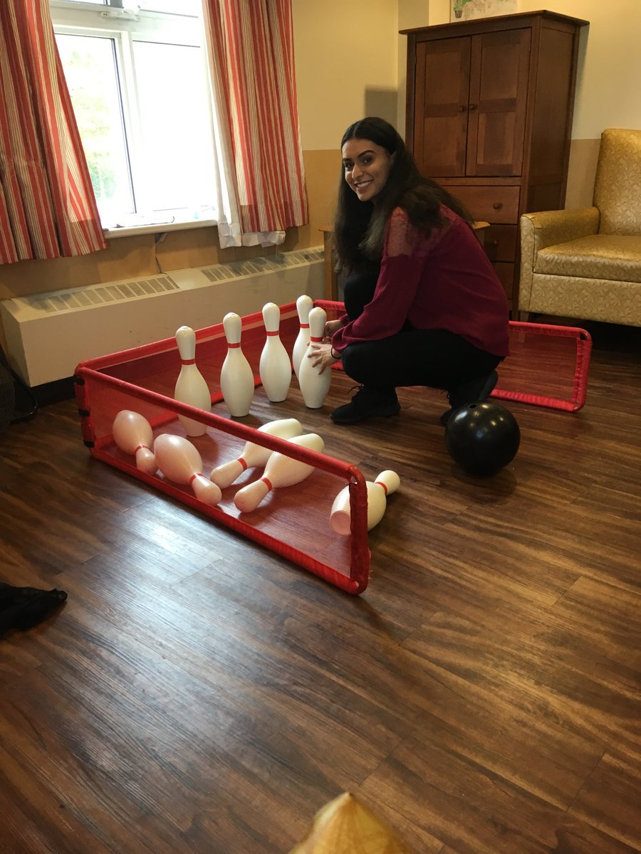 10 pin bowling to ‘Blue Moon’ in the background with residents at a long term care facility. ⁦<a href="/chinguacousyss/">ChingSS</a>⁩ ⁦<a href="/peelsummercoop/">Peel Summer Coop</a>⁩