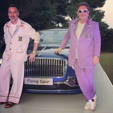 The perfect platform for a Bentley Flying Spur at the Midsummer Gala for the Elton John Aids Foundation. #auctionforcharity #bentleymotors #antibes #worthycause #connectlive buff.ly/2Guqiqf