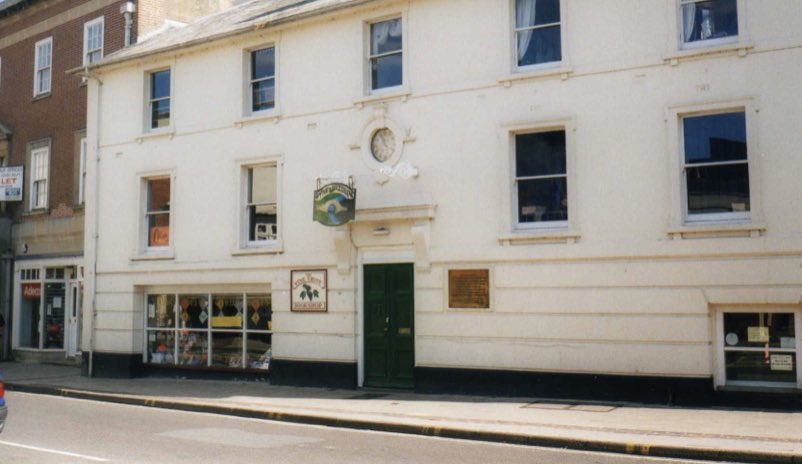 Our first donation was to the fabulous people at The Bridge community Building/Valley church. They provide shower facilities and a clothes washing/drying service, among lots of other services, to people who need it 💛 Thank you to everyone who has donated 😊