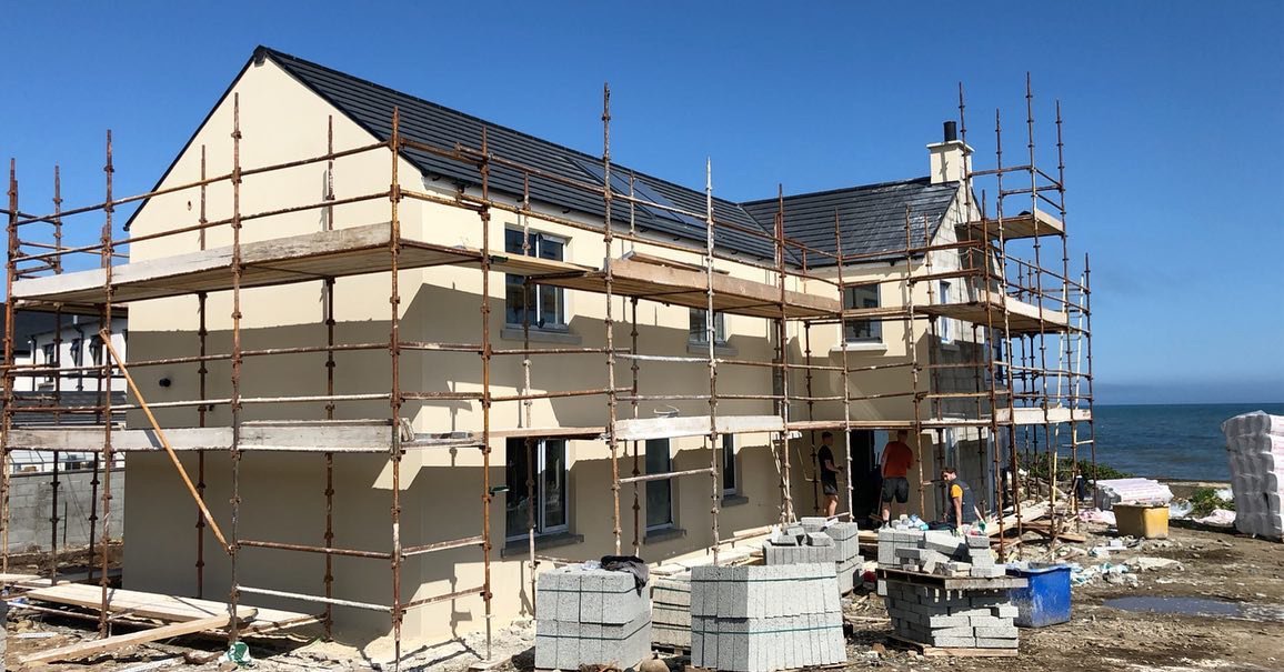 This beauty on the County Down Coast has just been freshly rendered with K Rend Silicone K1 ✨ <a href="/walltech_/">Walltech Plastering & Drylining Ltd</a>  #KRend #WallTech #SiliconeK1 #BringOnTheWall