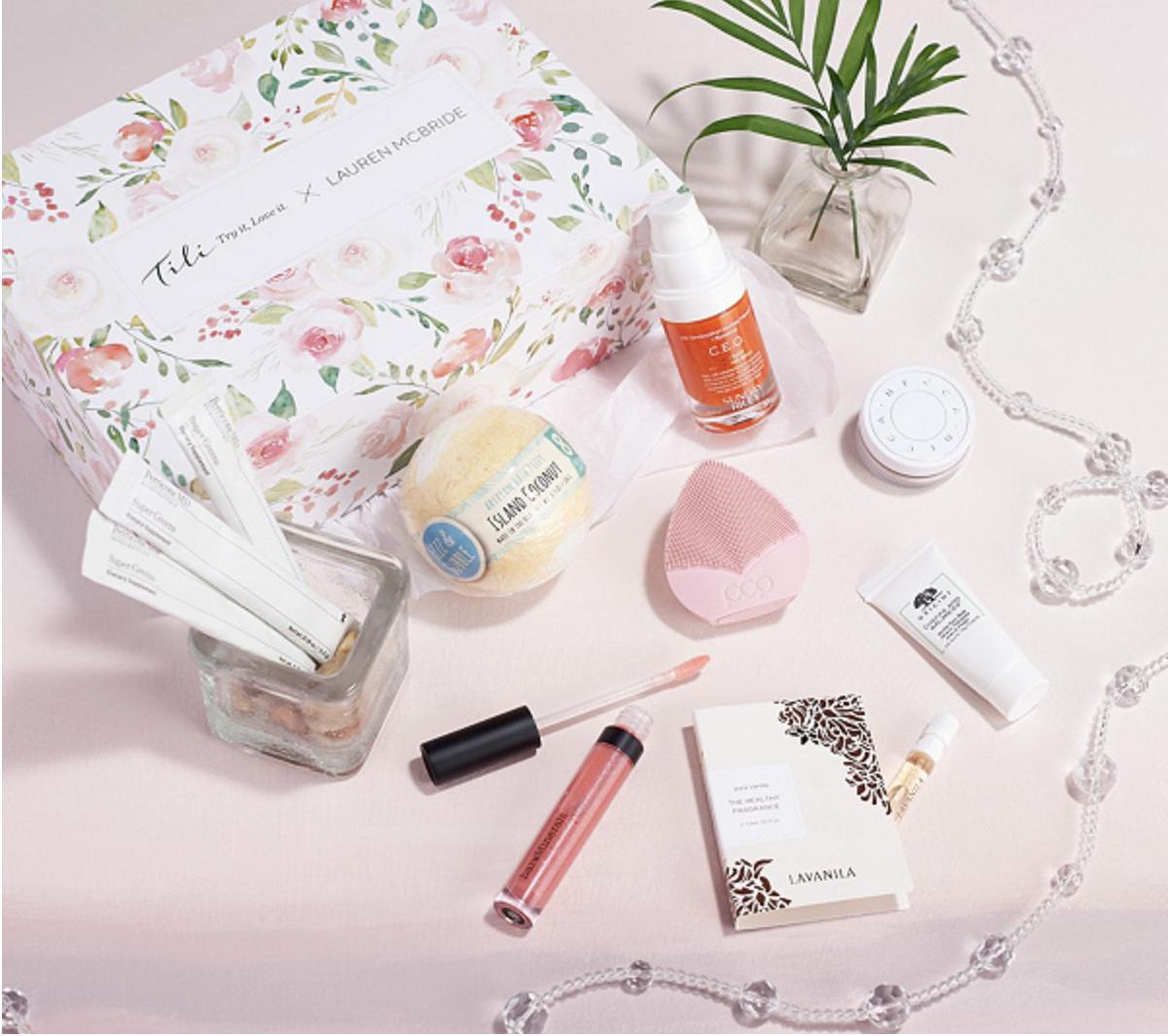 Interested in trying our Checks &amp; Balances Frothy Face Wash? Then check out the newest <a href="/QVC/">QVC</a> Beauty Box (in partnership w/ <a href="/laurmcbrideblog/">Lauren McBride</a>)! qvc.co/2YsYe0D