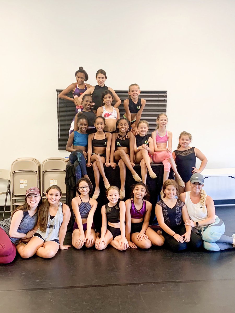 RogueDanceCO's tweet photo. First week of training camp was a huge success! ⭐️ I’m so proud of these ladies! 💚 So excited for this dance season:) #gforcedancelegacy #fortworth #dancelife #prouddanceteacher https://t.co/r8rbD6eVTE