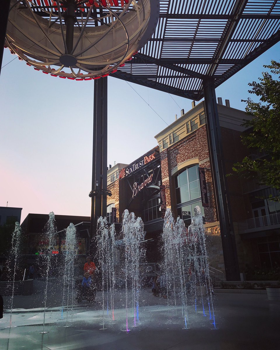 CarneyMandie's tweet photo. Until next time... ❤️⚾️❤️
#bravesbaseball #thisiswhywechop #chopon https://t.co/cVkZvu68G0