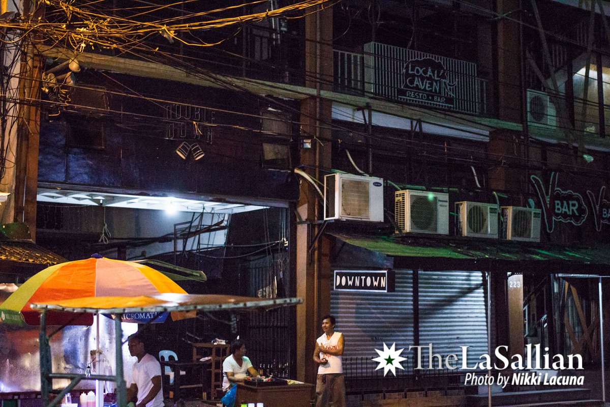 TheLaSallian's tweet photo. UNIVERSITY: Drinking establishments Beach House and Vbar, located along Fidel Reyes St., are closed for business this evening, July 26, after Manila Mayor @IskoMoreno issued an order yesterday to cancel business permits of stores that sell liquor within 200 meters of schools. https://t.co/Rwher9FXX9