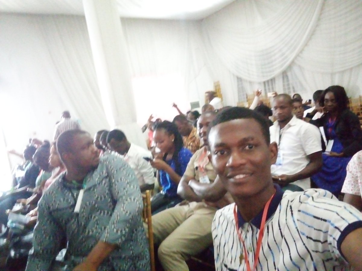 Stanimart's tweet photo. #DPWeek2019 day 5.
The final day of #digital #entrepreneur week held at #StanelWorld #Awka #Anambra State #Nigeria by #digipreneurhub. 
Shot after the #networking section.
Stay good ☺ https://t.co/SQTag7cpPc
