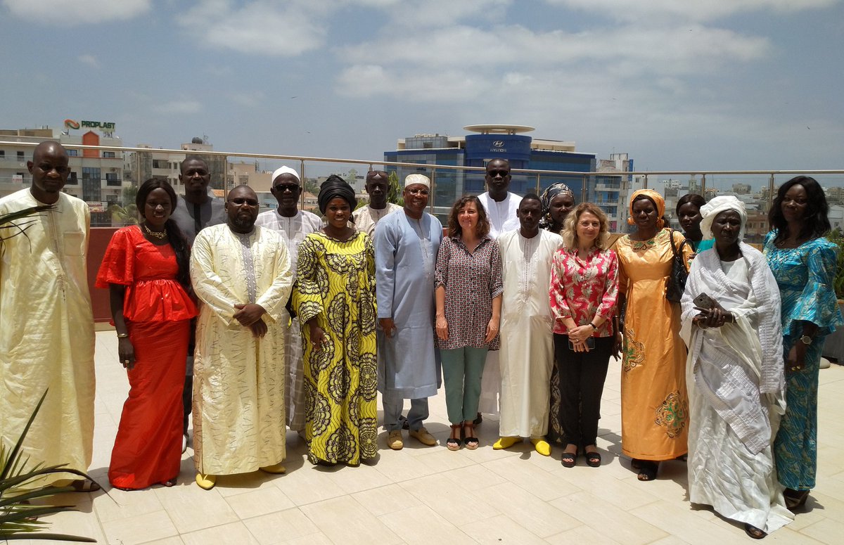Programme Global de la Résilience Urbaine - Vers un OBSERVATOIRE de la Résilience Urbaine á DAKAR
<a href="/villededakar/">Ville de Dakar</a> <a href="/UNHABITAT/">UN-Habitat</a> <a href="/UResilienceHub/">Urban Resilience Hub</a>