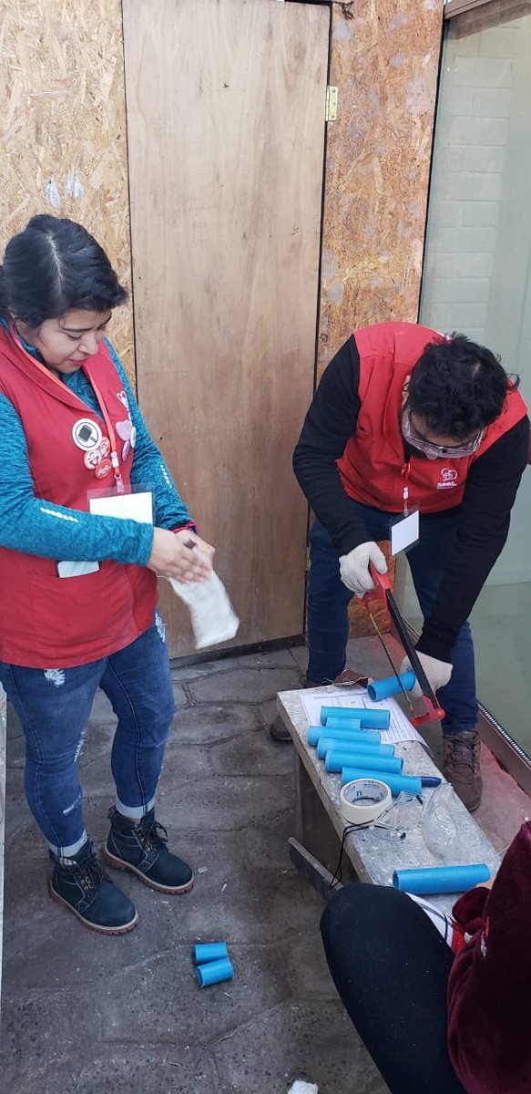 V_teletonIqq's tweet photo. ¡¡Buenos días amigos!! ☀️

Este viernes comenzó a nivel nacional #AbreMasivo 🔨👷‍♂️, en donde este viernes y sábado serán intervenidas 15 familias tanto #Iquique cómo #AltoHospicio 🏠 Les queremos enviar todo el éxito a nuestros voluntarios que trabajarán en esta linda actividad ✨ https://t.co/I6XIT5Oo7L