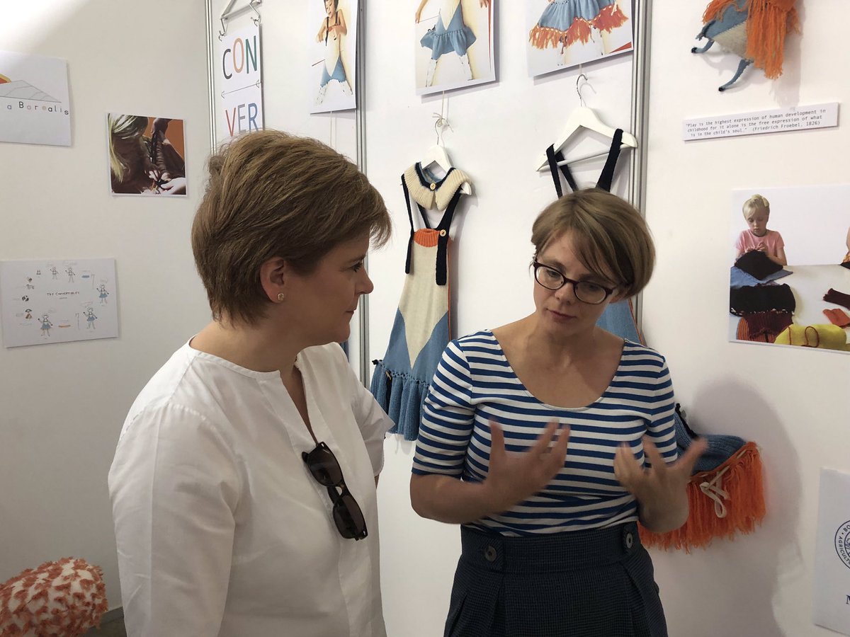 AlmaBorealis's tweet photo. Today I met Scotland’s First Minister! I had the privilege to talk her through my business idea - early learning and sustainability of clothing 😁 at #borderunion #springwoodpark @NicolaSturgeon @BorderUnion https://t.co/pRV9tWRzYB