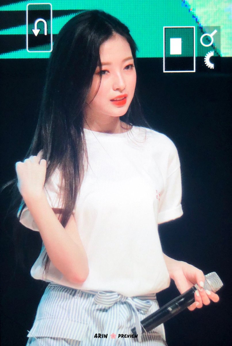 _FLOWER_ARIN's tweet photo. 190726 익산 프리뷰

#오마이걸 #아린  #アリン #arin  #ohmygirl @WM_OHMYGIRL https://t.co/OQFrZrNQNB